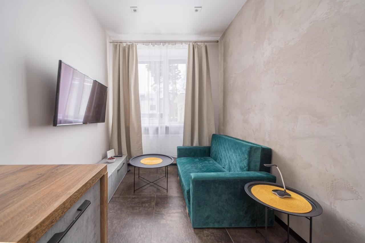 Lovely 1-Bedroom Apartment With A Free Parking Jūrkalne 外观 照片